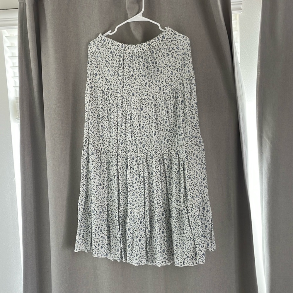 Brandy Melville floral skirt